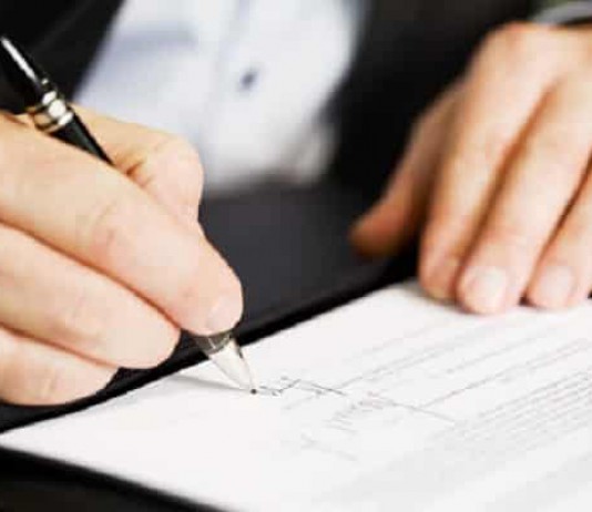 Cưỡng dâm làm nạn nhân bị HIV xử lý như thế nào?