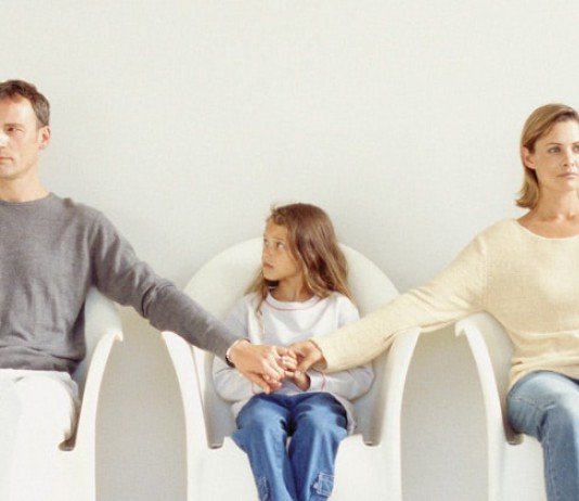 Quyền nuôi dưỡng con cái sau khi ly hôn theo quy định pháp luật mới nhất