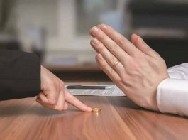 Phân biệt ly hôn và hủy kết hôn trái pháp luật