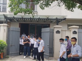 Ngân hàng thu hồi nợ: dùng thủ đoạn 'xã hội đen', rủi ro cho các bên