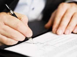 Cưỡng dâm làm nạn nhân bị HIV xử lý như thế nào?