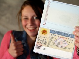Điều kiện xin visa 1 năm cho người nước ngoài theo quy định