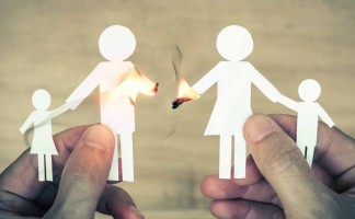 Quy định mới nhất về quyền thăm con sau ly hôn