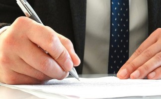 Xử thế nào về việc tự ý vào nhà người khác lấy tài sản?