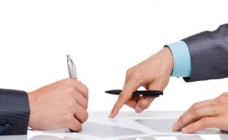 Người khác giữ sổ đỏ không trả thì lấy lại thế nào?