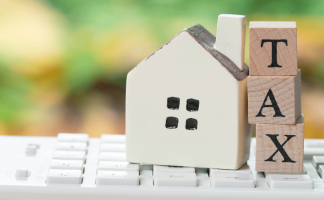 Phải nộp gì khi nhận thừa kế  đất đai?