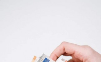 Chiếm hữu có căn cứ pháp luật được quy định ra sao?