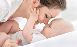 Mang thai hộ vì mục đích nhân đạo, luật quy định như thế nào?