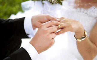 Sử dụng dịch vụ tư vấn về Hợp đồng hôn nhân